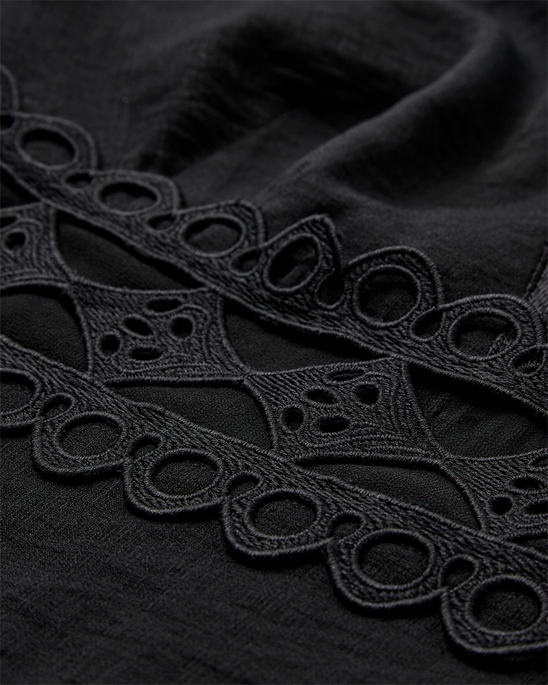 CMASLEAH-Top met snit-en-sew kant in zwart