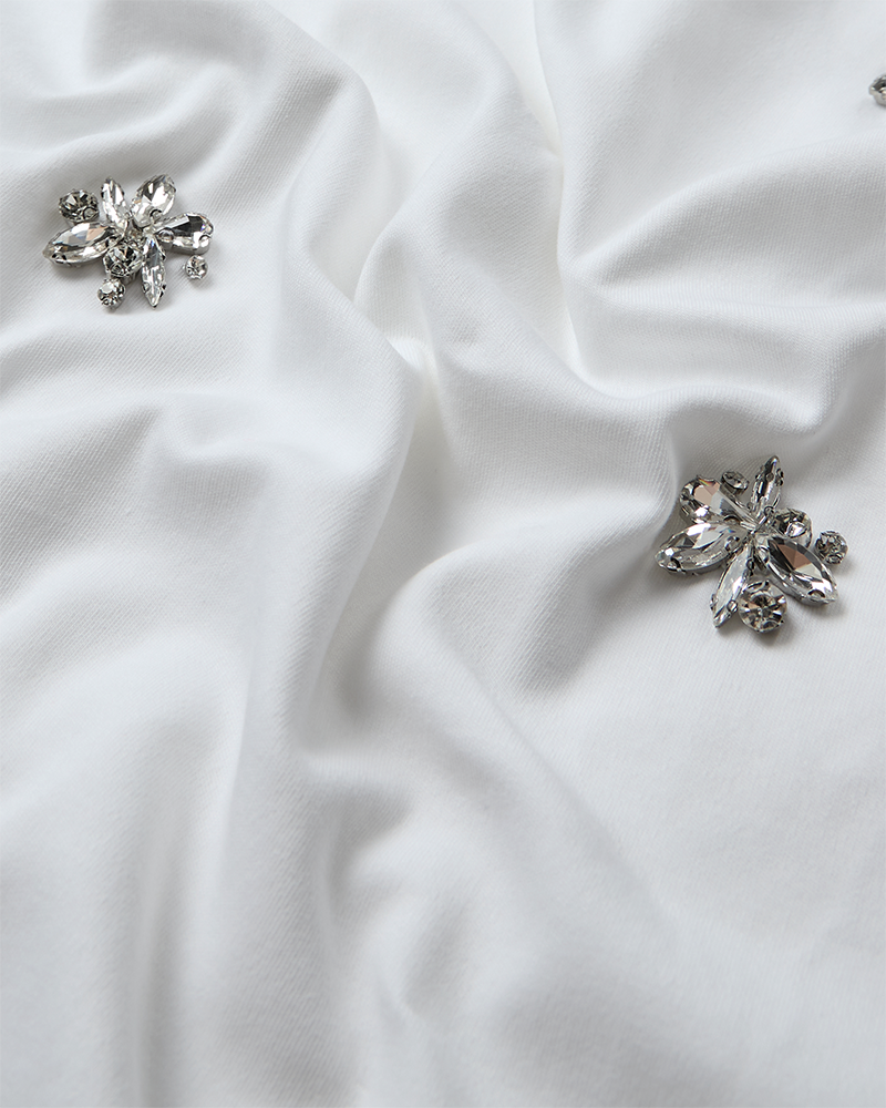 CMMUSE - T -shirt met steentjes in het wit