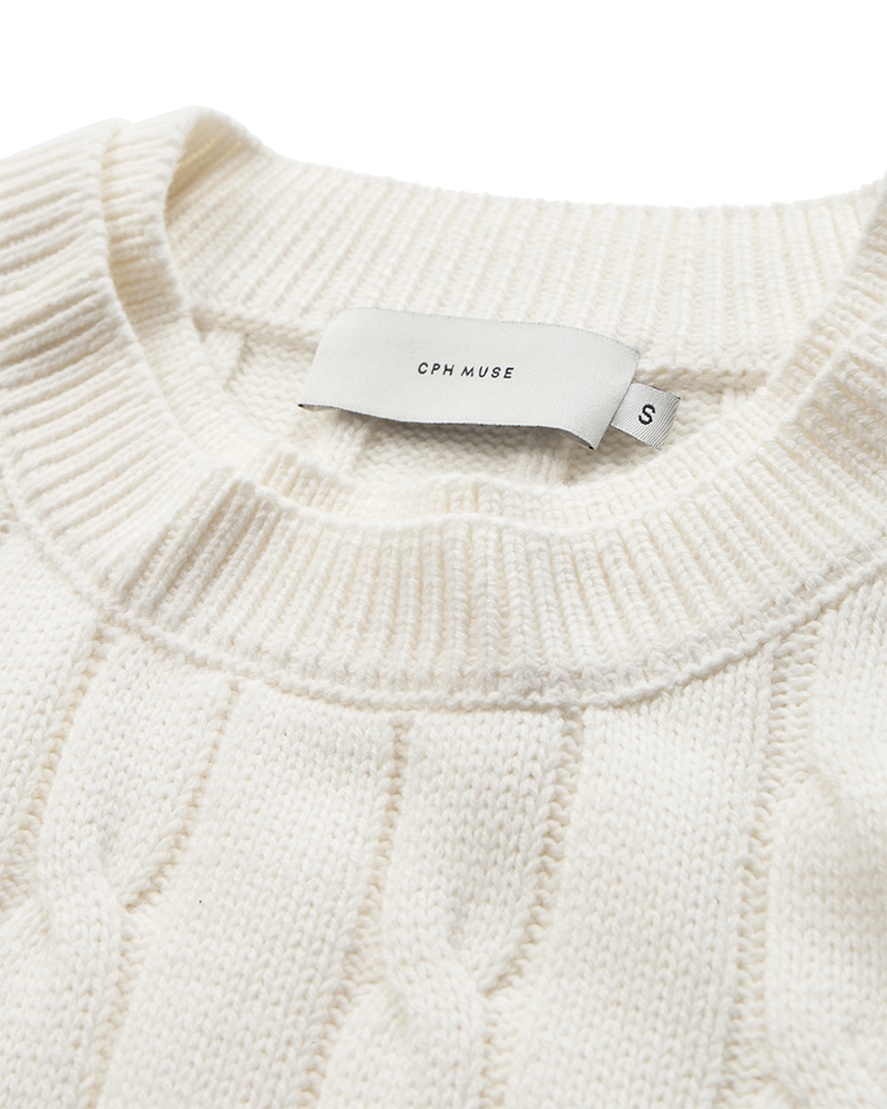 CMKOTOM - Cable Knit -pullover met geborduurd logo -detail in off -wit
