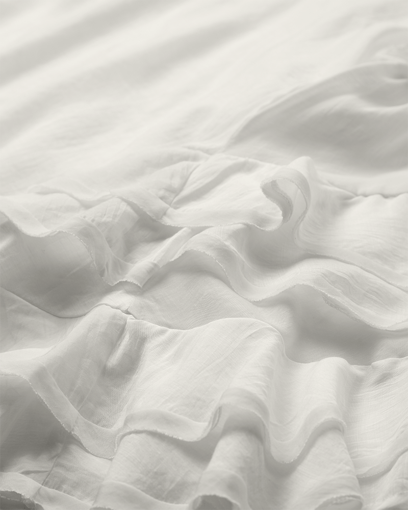 CMNORMA - BLOUSE WITH RUFFLES IN OFF-WHITE