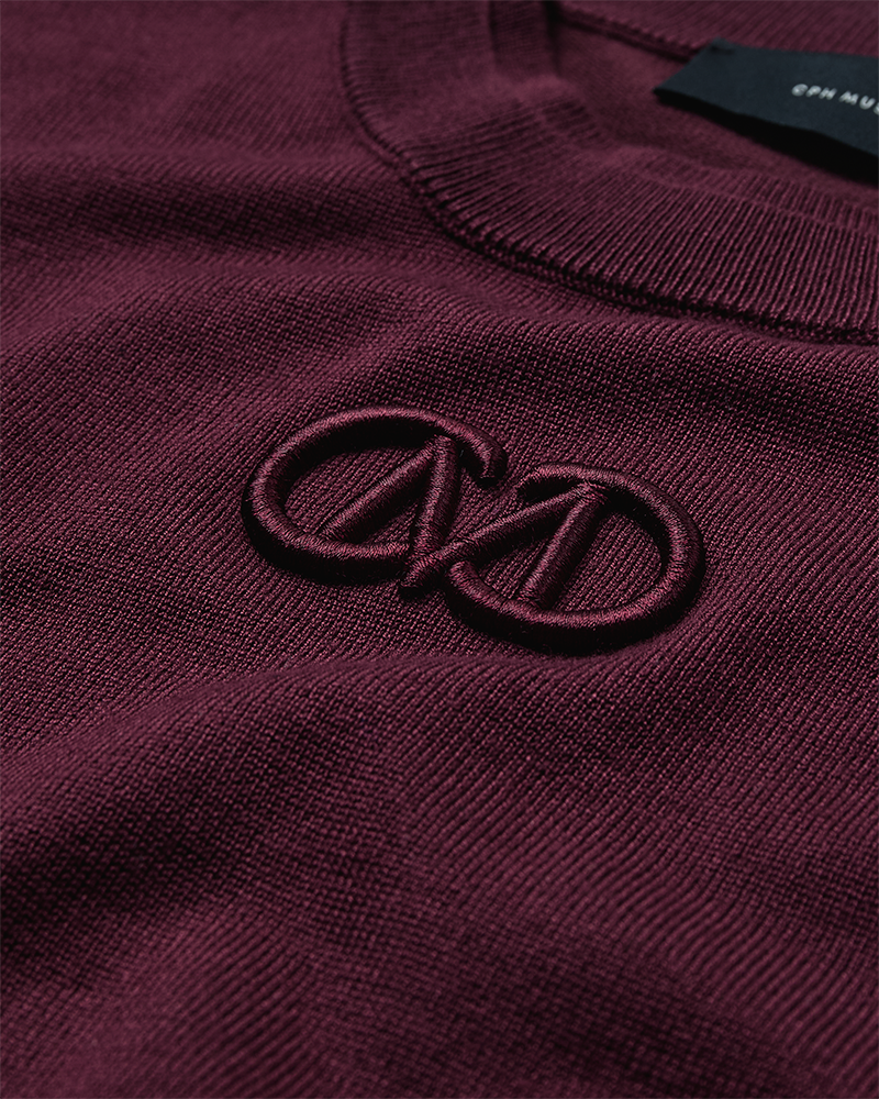 Cmveran - pullover met geborduurd logo in rood