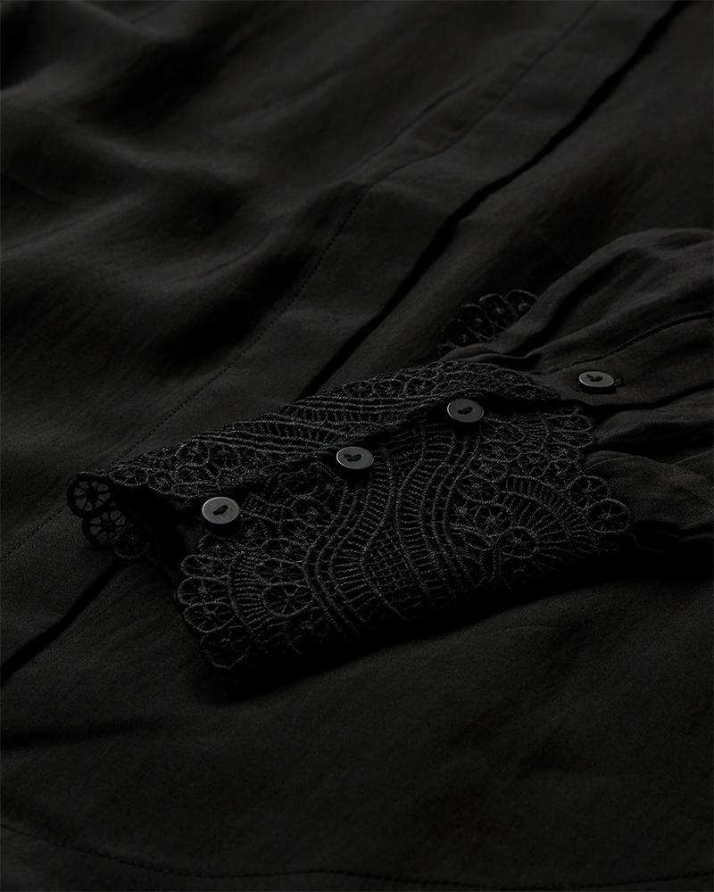 CMMOLLY - SHIRT WITH CUT-AND-SEW LACE IN BLACK