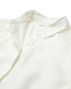 CMMOLLY - SHIRT WITH CUT-AND-SEW LACE IN OFF-WHITE