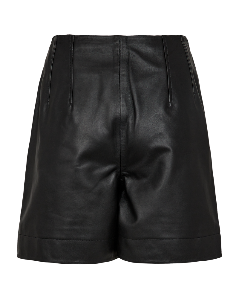 CMROYAL - LEATHER SHORTS IN BLACK